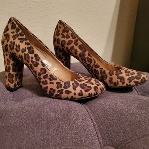 Merona Leopard heels size 8